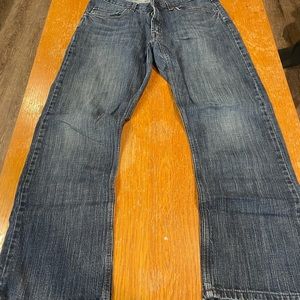 Men’s Wrangler Jeans 33/30